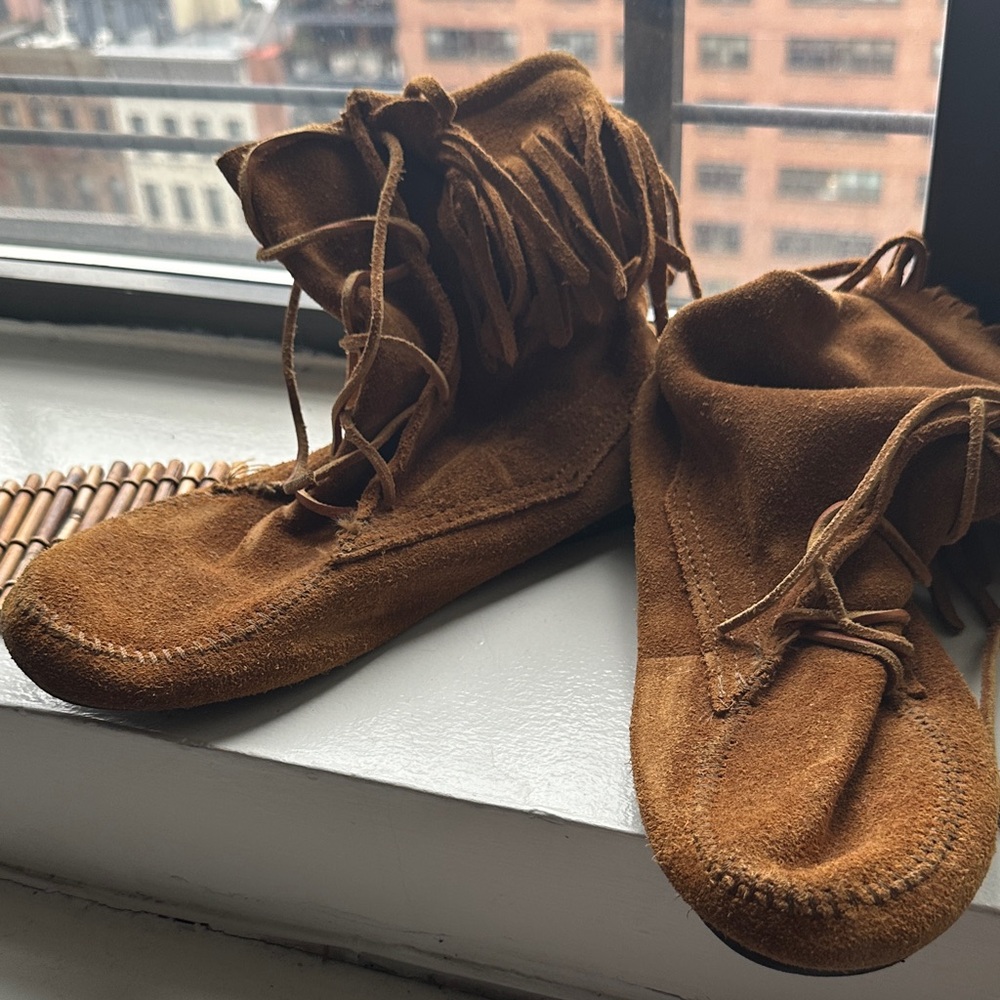 Fringe Suede Moccasin Boots - Cognac Brown